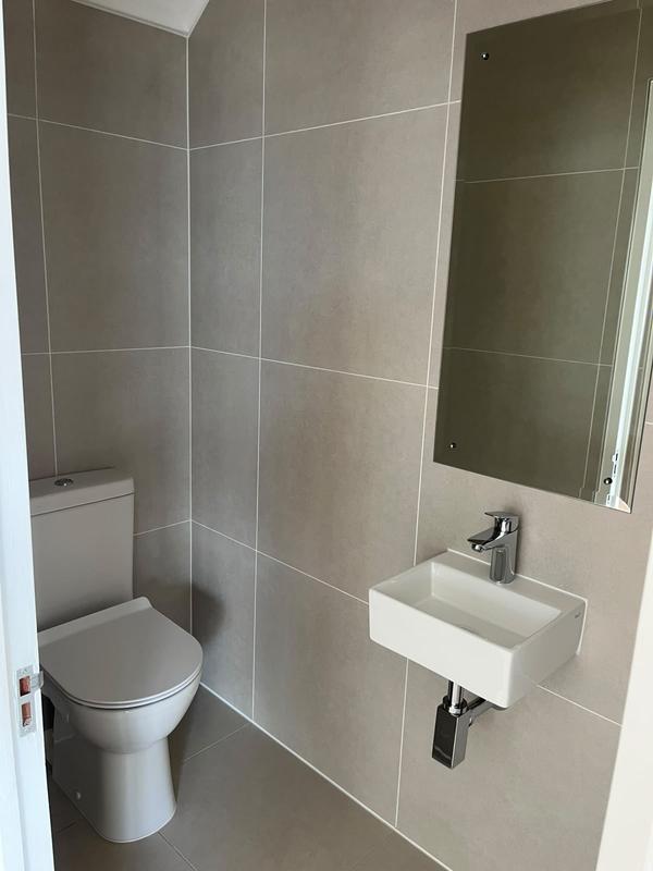 To Let 3 Bedroom Property for Rent in Pinehurst Western Cape